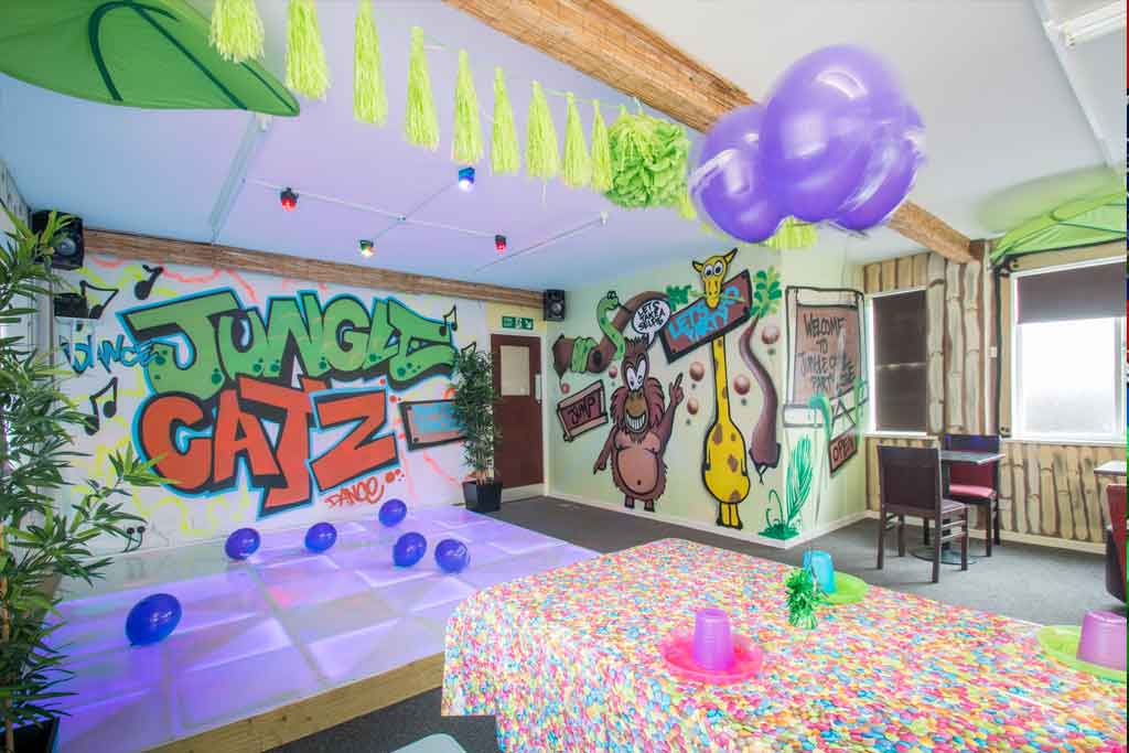 junglecatz party room